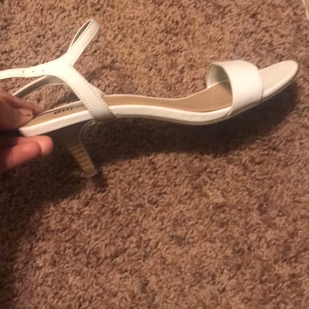 White shoes with small high heel
